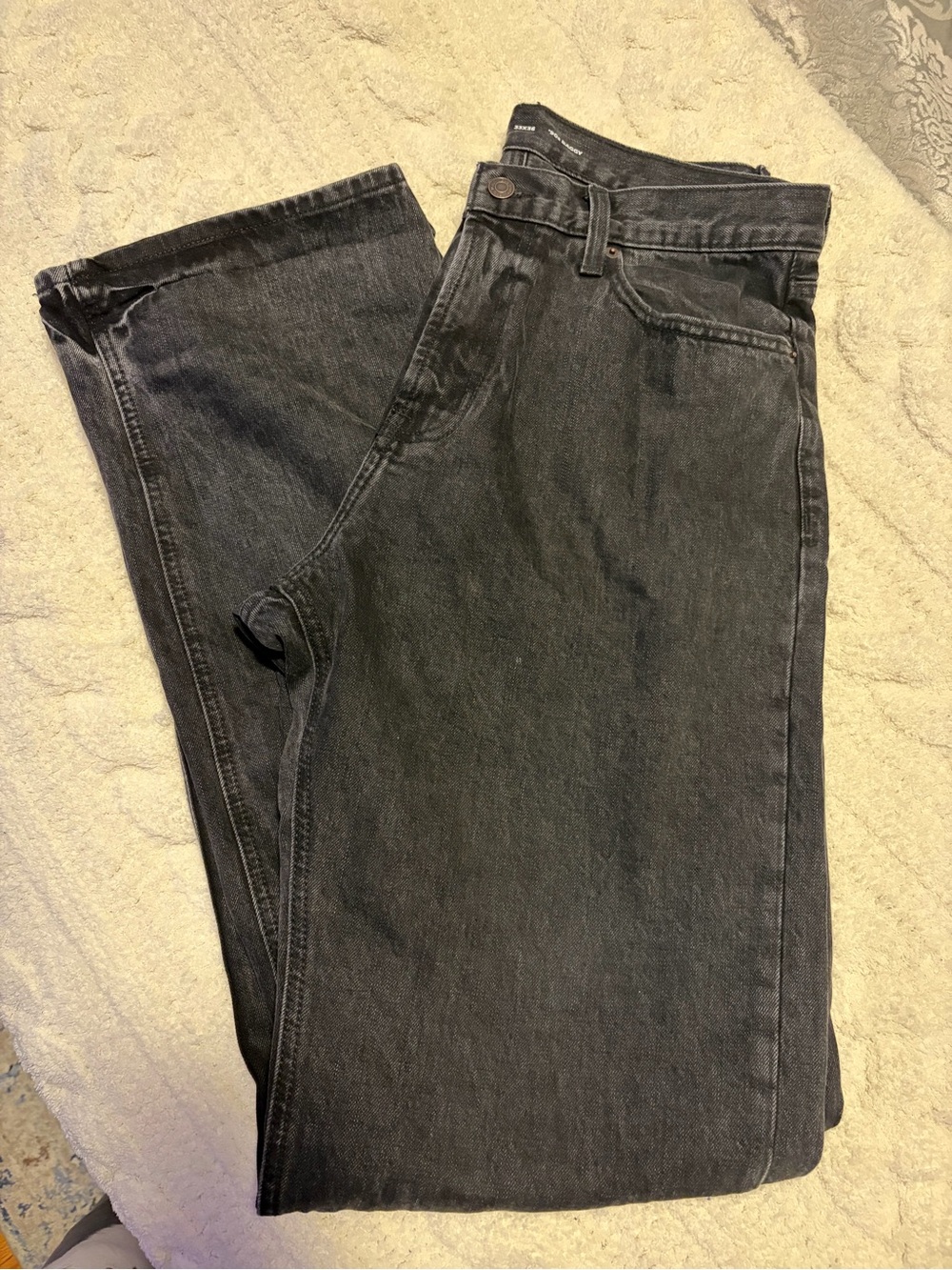 33 x 36 | Men’s Old Navy Baggy Black Washed Straight-Leg Jeans